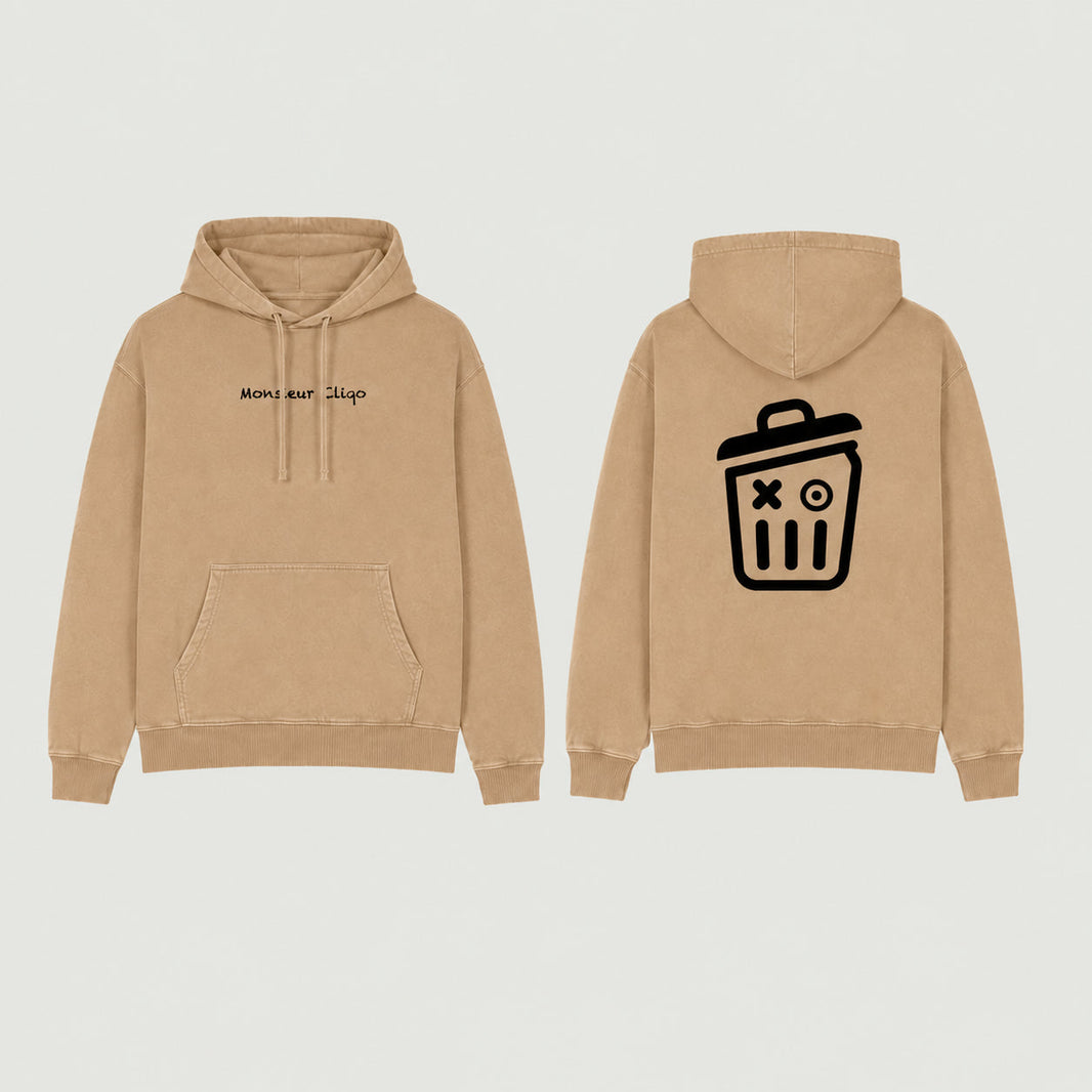The Heavyweight Hoodie van Monsieur Cliqo in kleur latte, Vervaagde naden voor 'washed look',  voorkant en achterkant